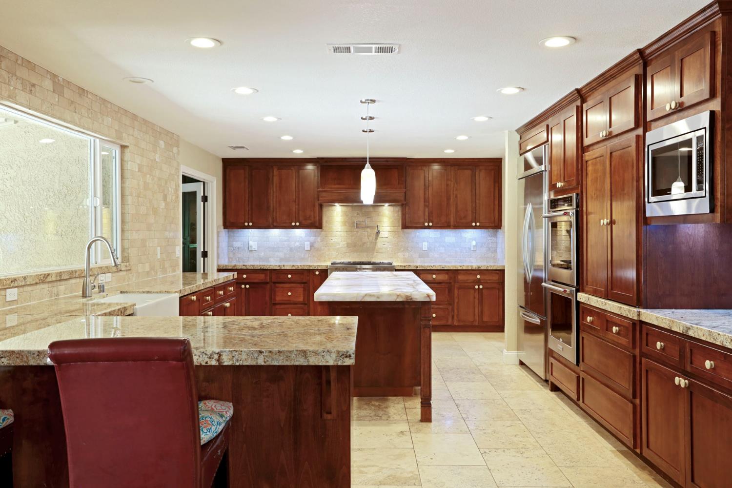 Detail Gallery Image 16 of 97 For 1717 Edgebrook Dr, Modesto,  CA 95354 - 4 Beds | 3/1 Baths