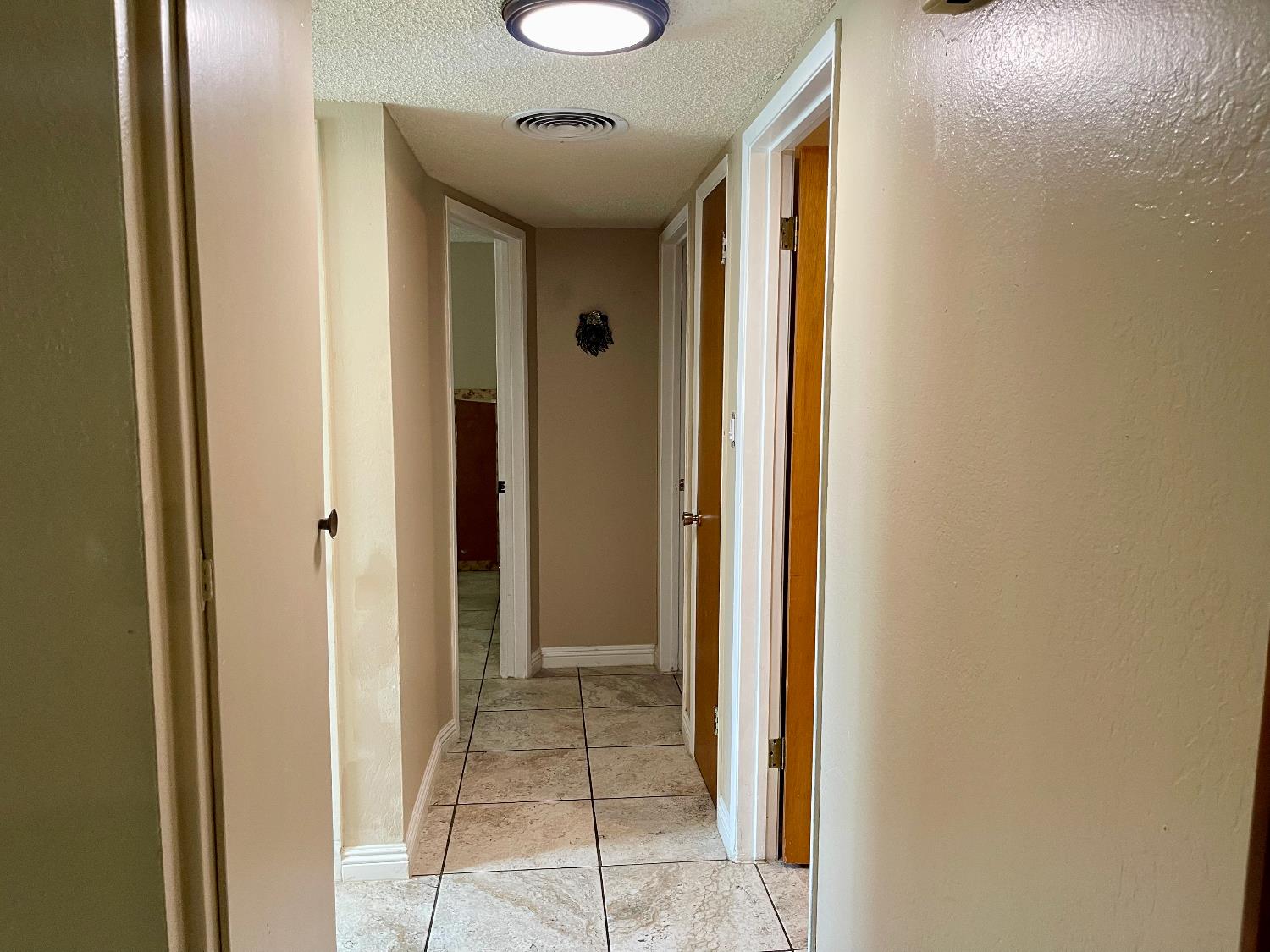 Detail Gallery Image 21 of 40 For 25292 N Eunice Ave, Acampo,  CA 95220 - 3 Beds | 2 Baths