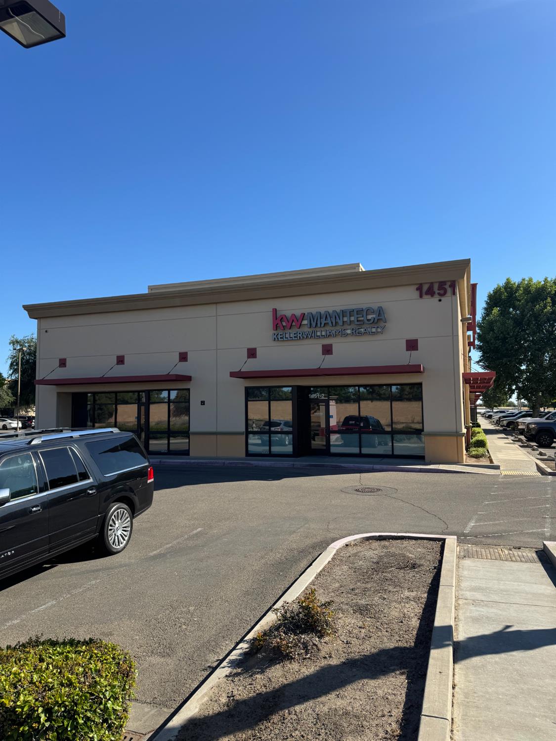 Detail Gallery Image 1 of 1 For 1451 Moffat Blvd #1,  Manteca,  CA 95336 - – Beds | – Baths