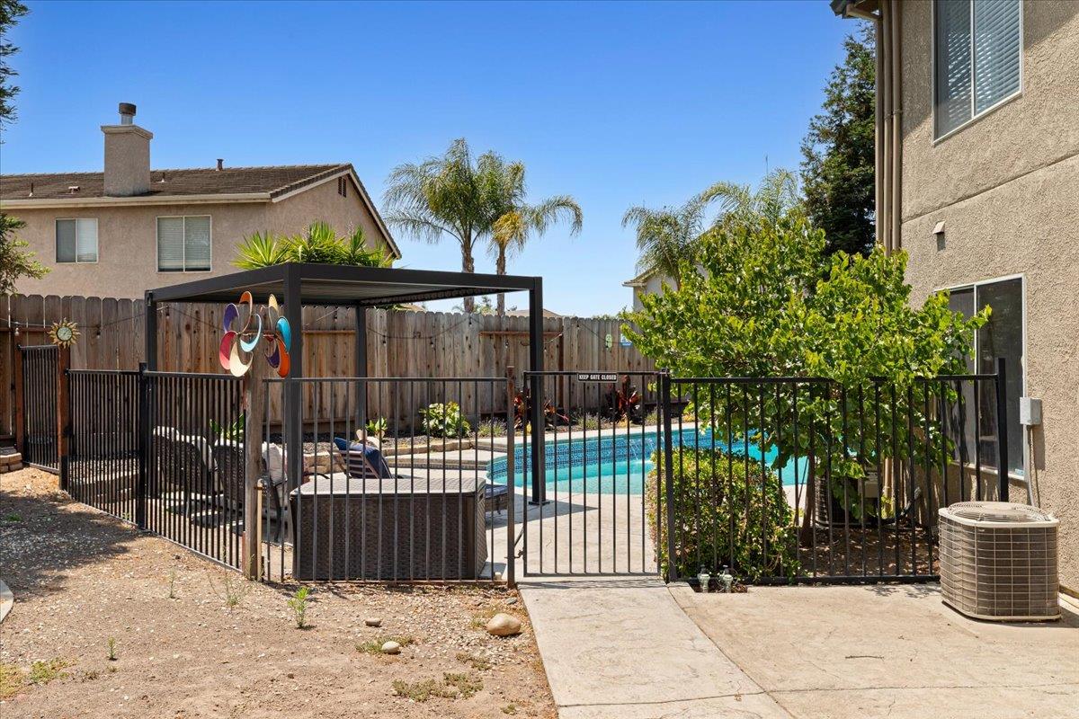 Detail Gallery Image 80 of 93 For 1714 Melissa Dr, Ripon,  CA 95366 - 5 Beds | 3 Baths