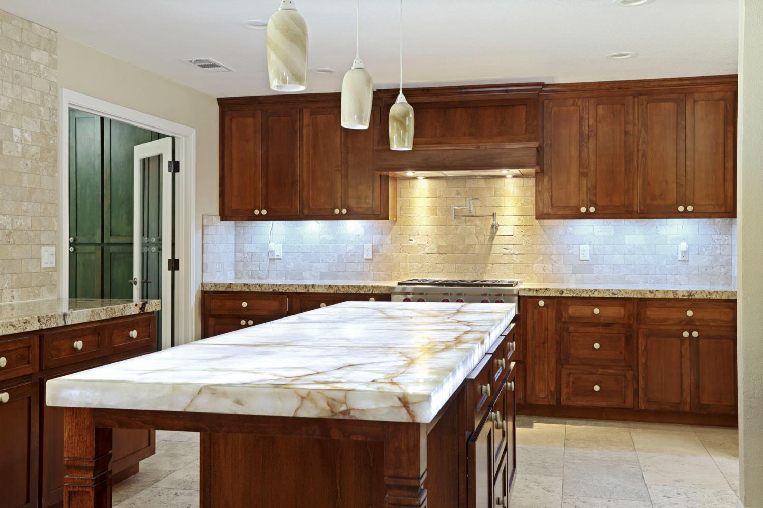 Detail Gallery Image 19 of 97 For 1717 Edgebrook Dr, Modesto,  CA 95354 - 4 Beds | 3/1 Baths
