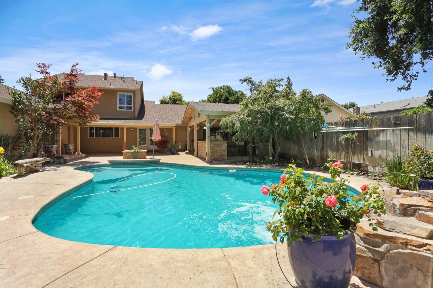 Detail Gallery Image 75 of 97 For 1717 Edgebrook Dr, Modesto,  CA 95354 - 4 Beds | 3/1 Baths