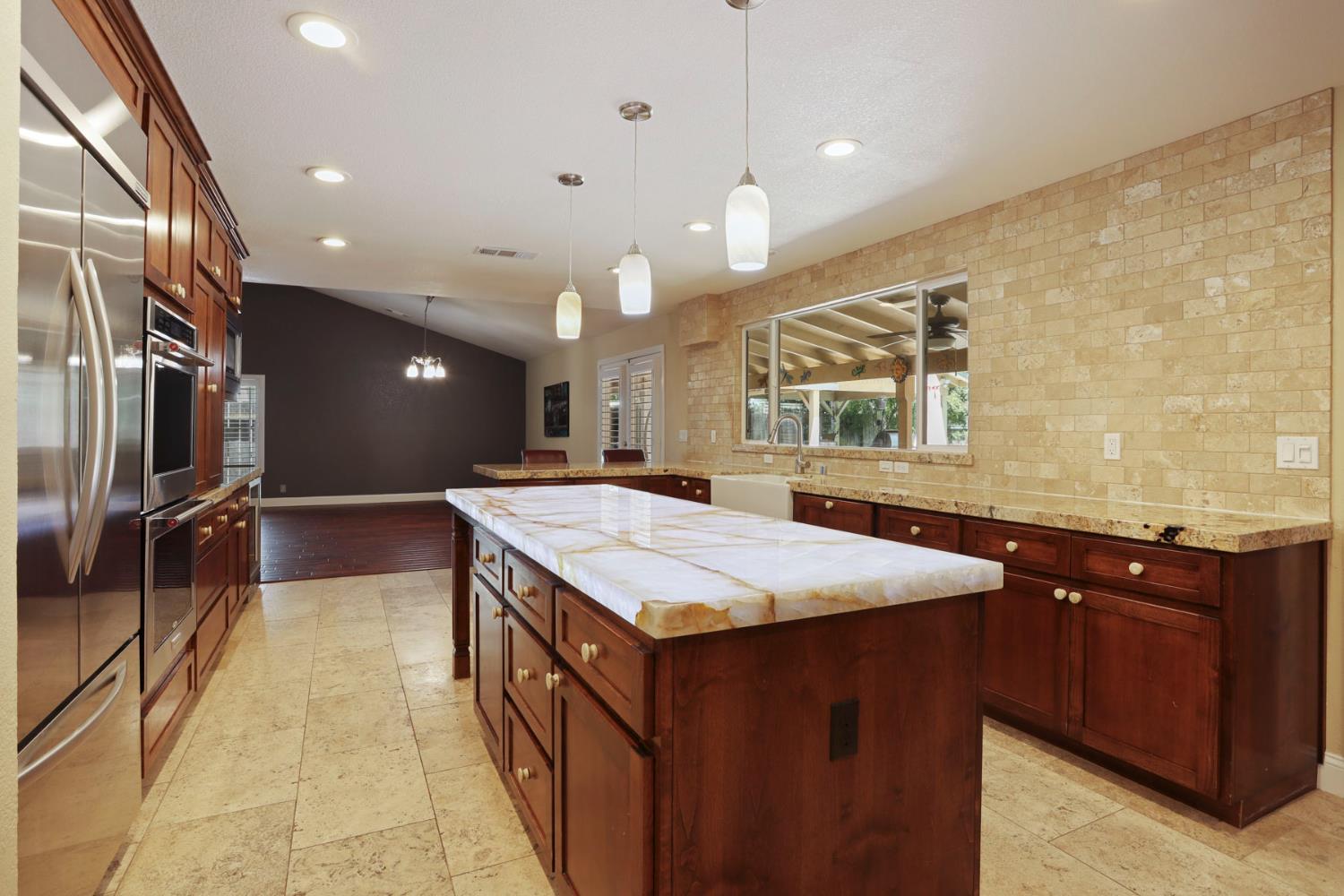Detail Gallery Image 22 of 97 For 1717 Edgebrook Dr, Modesto,  CA 95354 - 4 Beds | 3/1 Baths