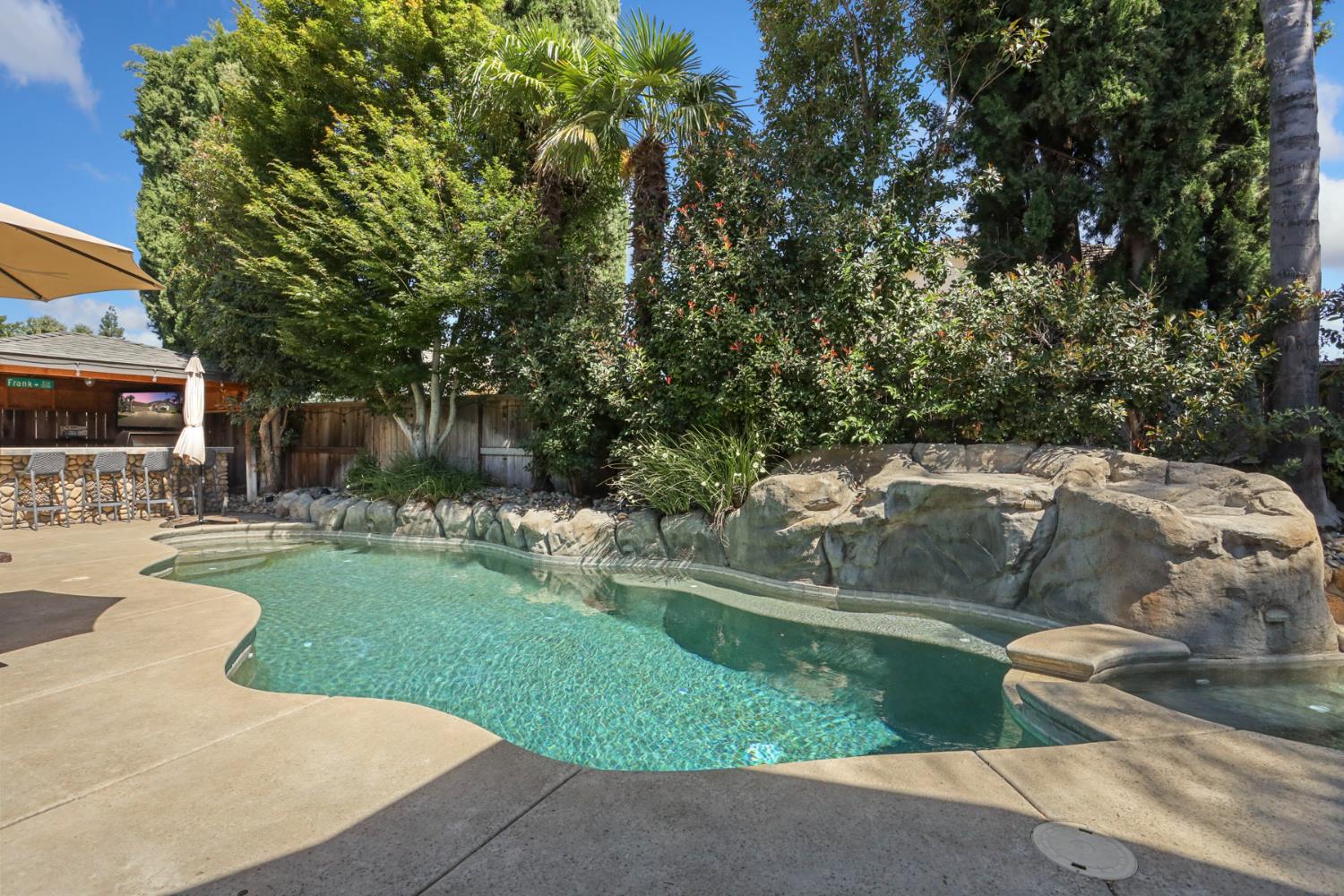 Detail Gallery Image 70 of 79 For 1587 Terracina Cir, Manteca,  CA 95336 - 4 Beds | 3 Baths
