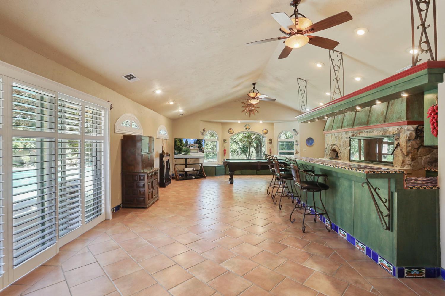 Detail Gallery Image 40 of 97 For 1717 Edgebrook Dr, Modesto,  CA 95354 - 4 Beds | 3/1 Baths