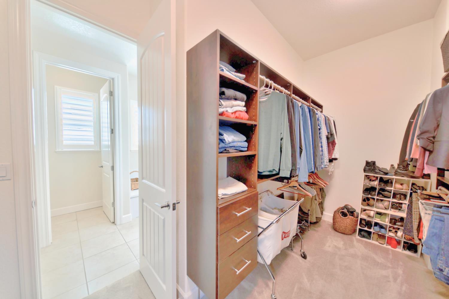 Detail Gallery Image 55 of 75 For 1980 Carogold Ln, Manteca,  CA 95337 - 4 Beds | 3/1 Baths