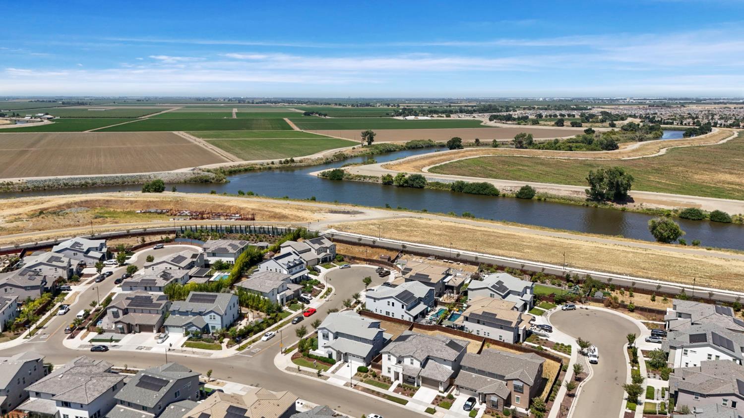 Detail Gallery Image 45 of 54 For 1847 Outrigger Ln, Lathrop,  CA 95330 - 5 Beds | 4/1 Baths