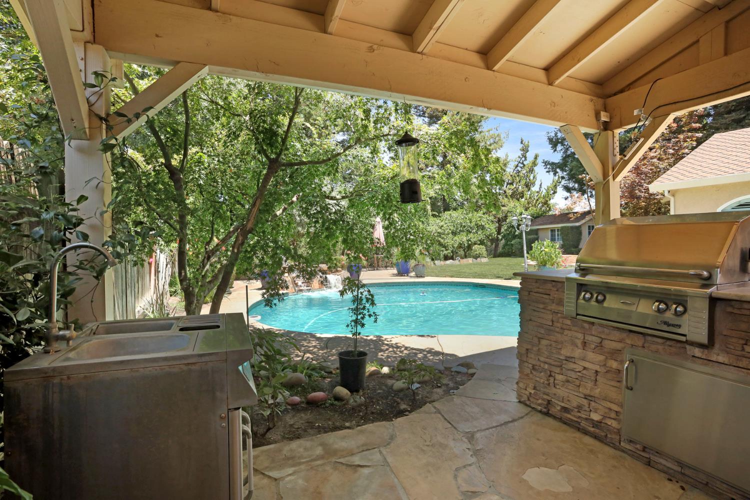 Detail Gallery Image 81 of 97 For 1717 Edgebrook Dr, Modesto,  CA 95354 - 4 Beds | 3/1 Baths
