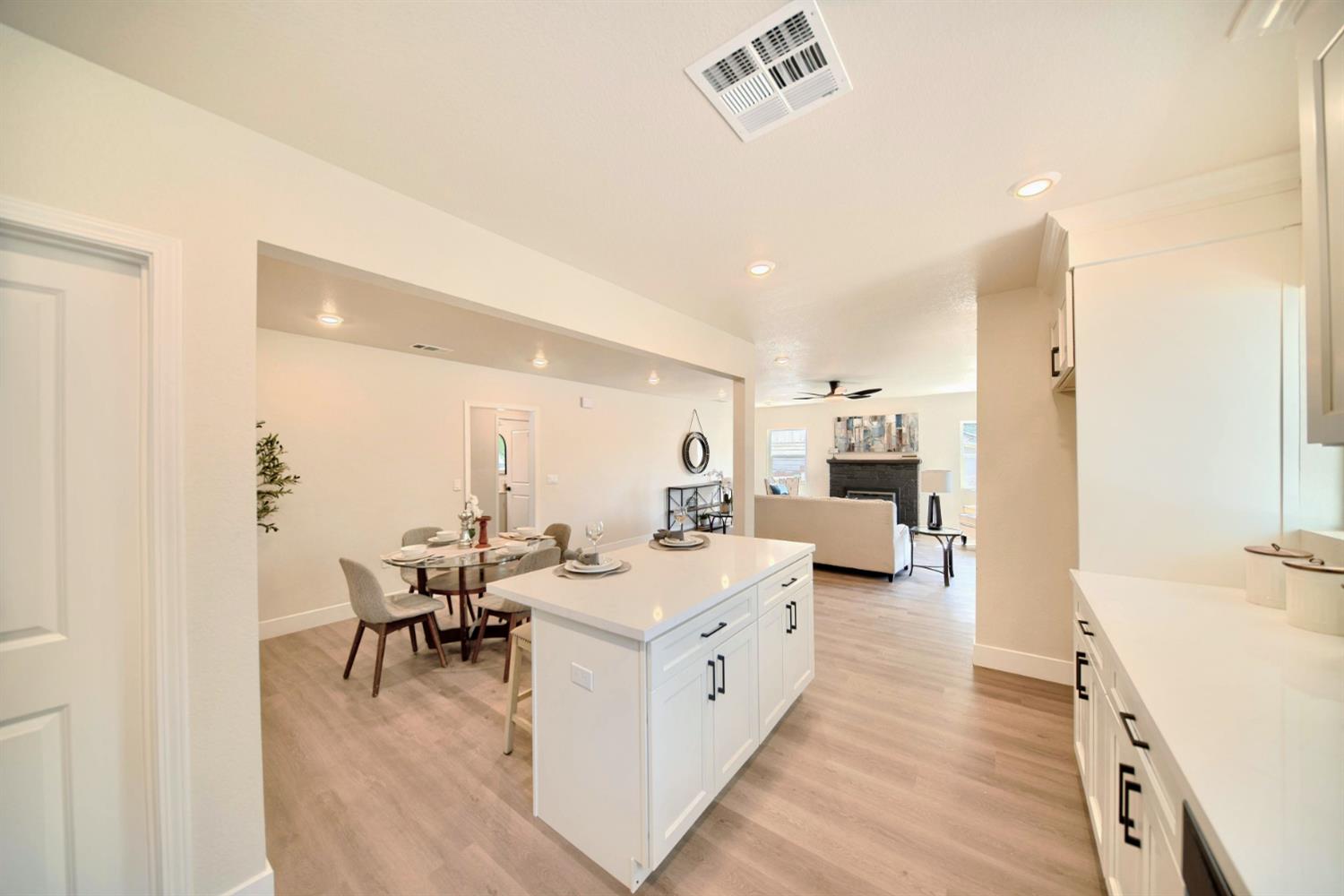 Detail Gallery Image 23 of 91 For 1409 Waverly Dr, Modesto,  CA 95351 - 2 Beds | 1 Baths