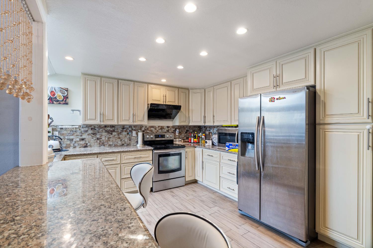 Detail Gallery Image 8 of 41 For 311 Shoreline Dr, Pittsburg,  CA 94565 - 3 Beds | 2/1 Baths