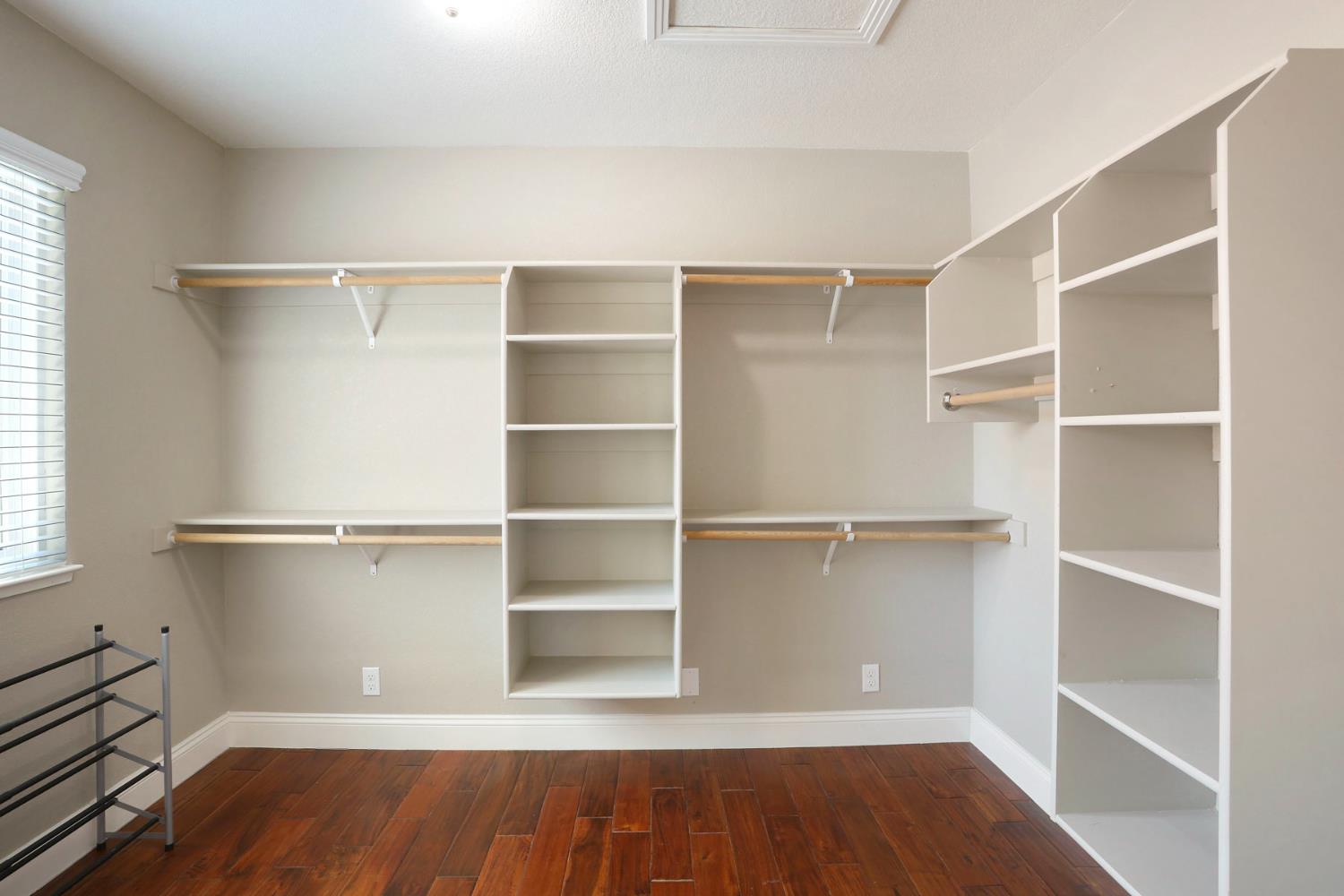 Detail Gallery Image 44 of 97 For 1717 Edgebrook Dr, Modesto,  CA 95354 - 4 Beds | 3/1 Baths