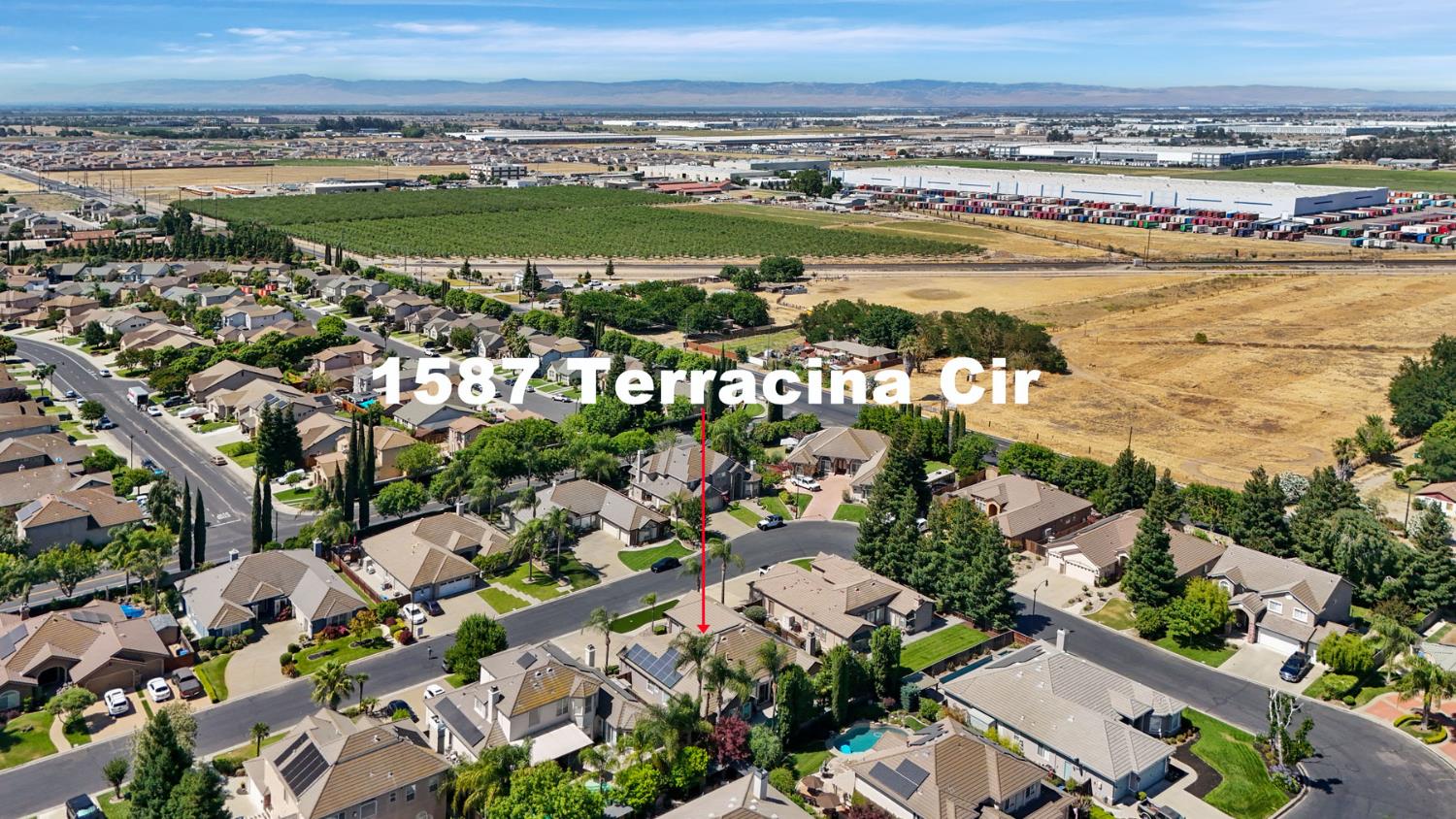 Detail Gallery Image 10 of 79 For 1587 Terracina Cir, Manteca,  CA 95336 - 4 Beds | 3 Baths