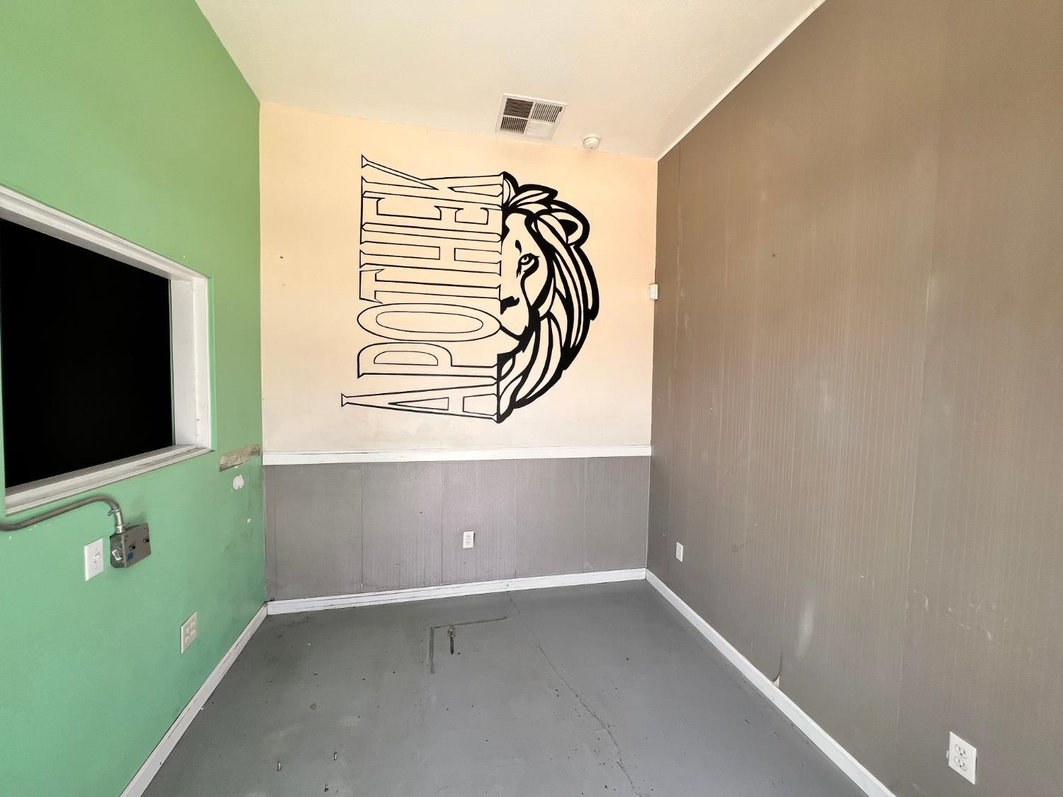 Detail Gallery Image 4 of 38 For 61 Main St, Isleton,  CA 95641 - 1 Beds | 1 Baths