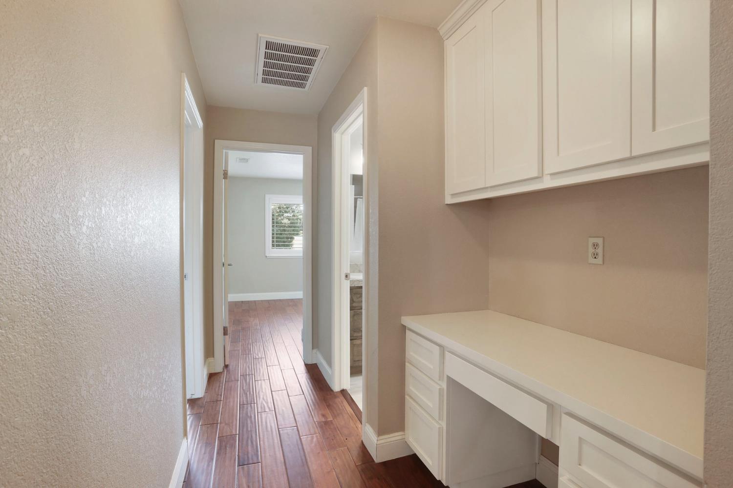 Detail Gallery Image 51 of 97 For 1717 Edgebrook Dr, Modesto,  CA 95354 - 4 Beds | 3/1 Baths