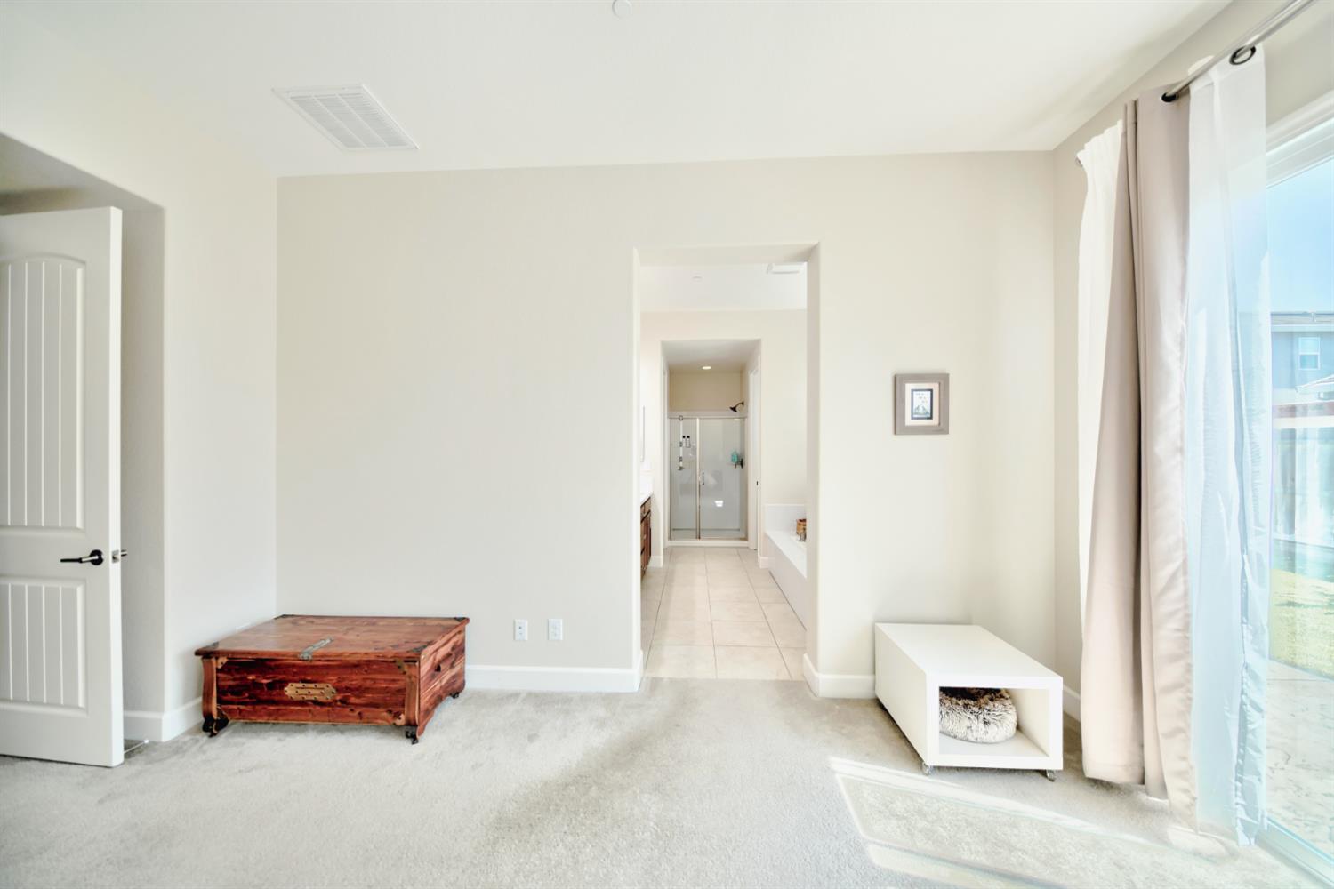 Detail Gallery Image 47 of 75 For 1980 Carogold Ln, Manteca,  CA 95337 - 4 Beds | 3/1 Baths