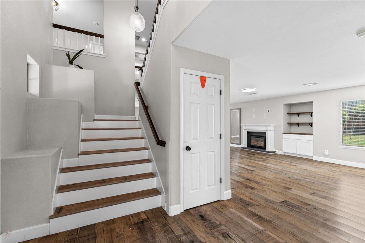 Detail Gallery Image 16 of 93 For 1714 Melissa Dr, Ripon,  CA 95366 - 5 Beds | 3 Baths