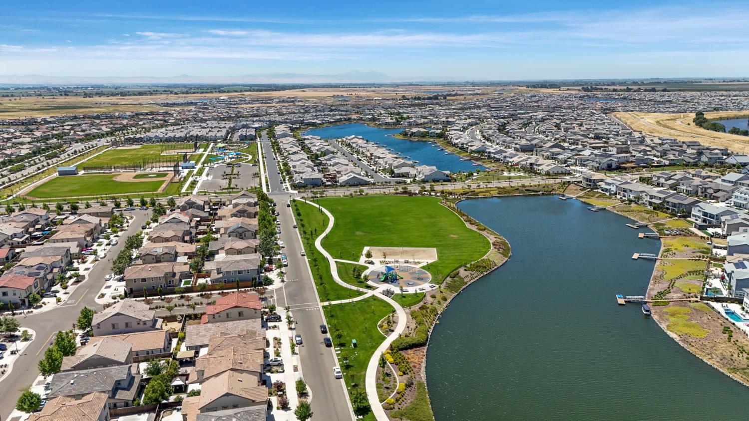 Detail Gallery Image 50 of 54 For 1847 Outrigger Ln, Lathrop,  CA 95330 - 5 Beds | 4/1 Baths