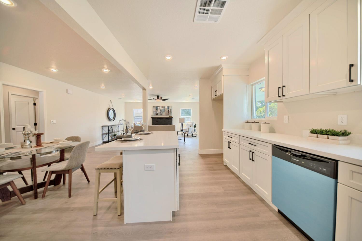 Detail Gallery Image 29 of 91 For 1409 Waverly Dr, Modesto,  CA 95351 - 2 Beds | 1 Baths
