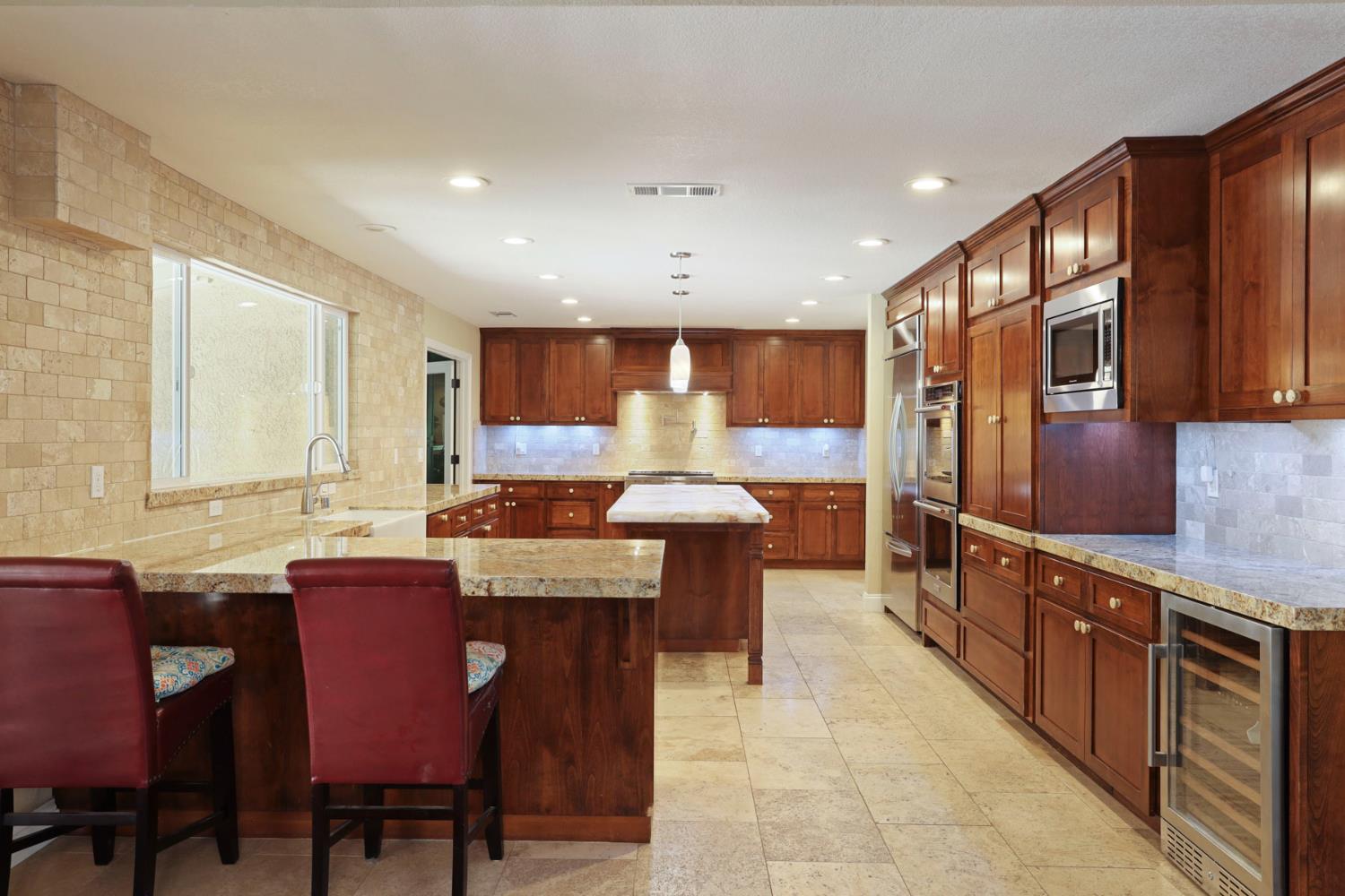 Detail Gallery Image 25 of 97 For 1717 Edgebrook Dr, Modesto,  CA 95354 - 4 Beds | 3/1 Baths