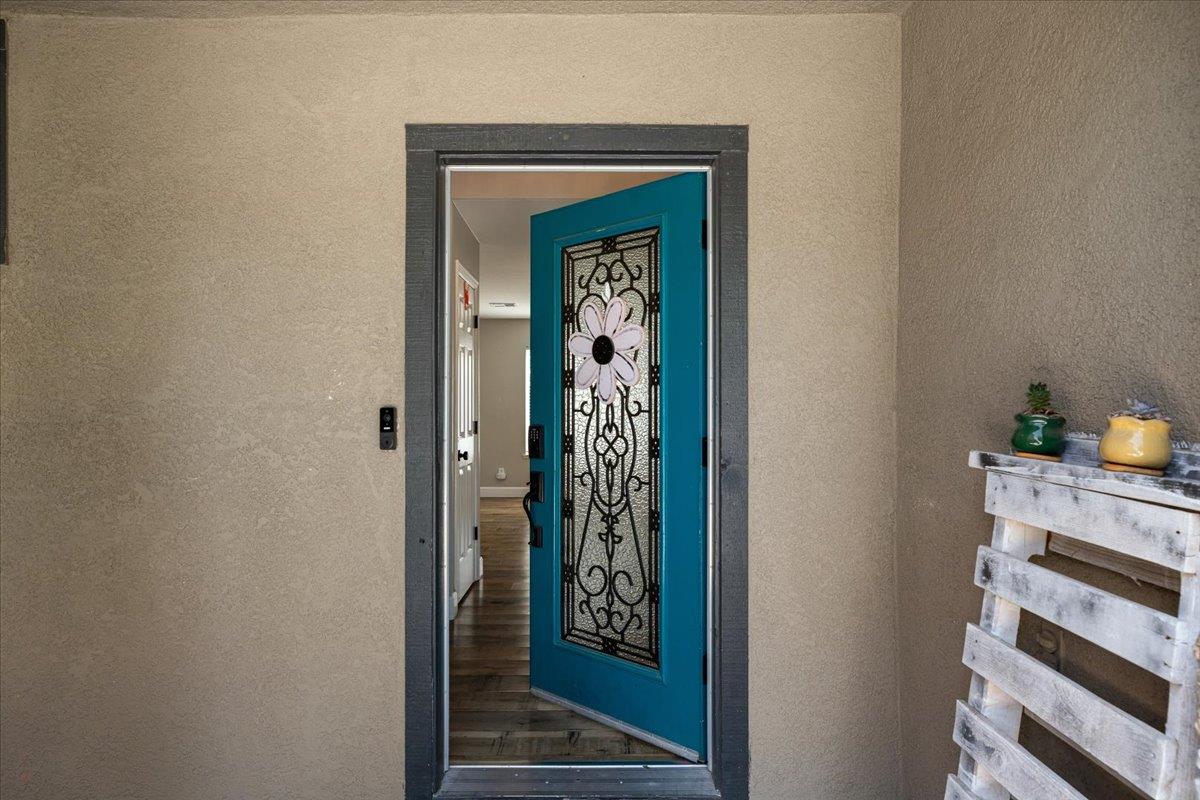 Detail Gallery Image 9 of 93 For 1714 Melissa Dr, Ripon,  CA 95366 - 5 Beds | 3 Baths