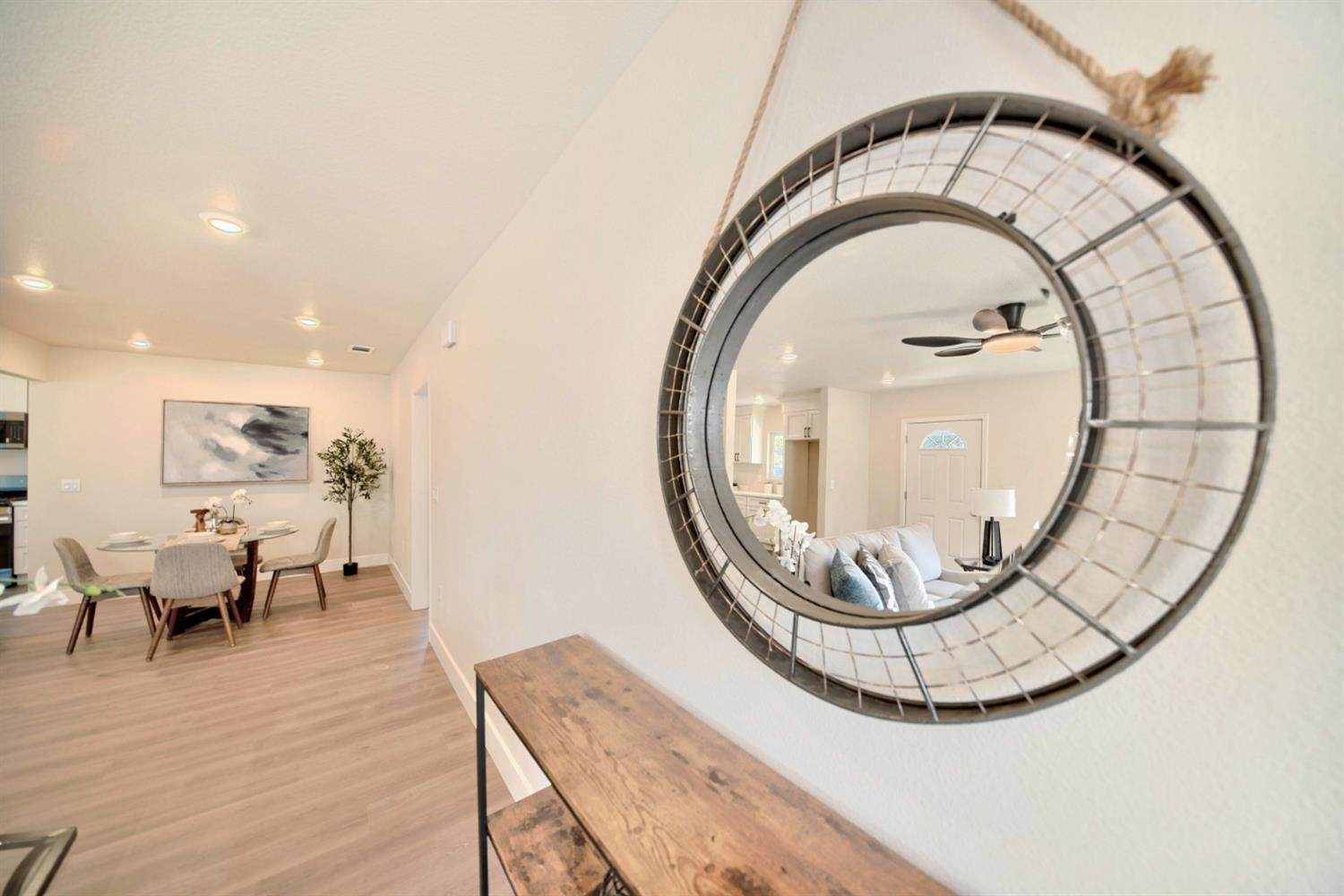Detail Gallery Image 13 of 91 For 1409 Waverly Dr, Modesto,  CA 95351 - 2 Beds | 1 Baths