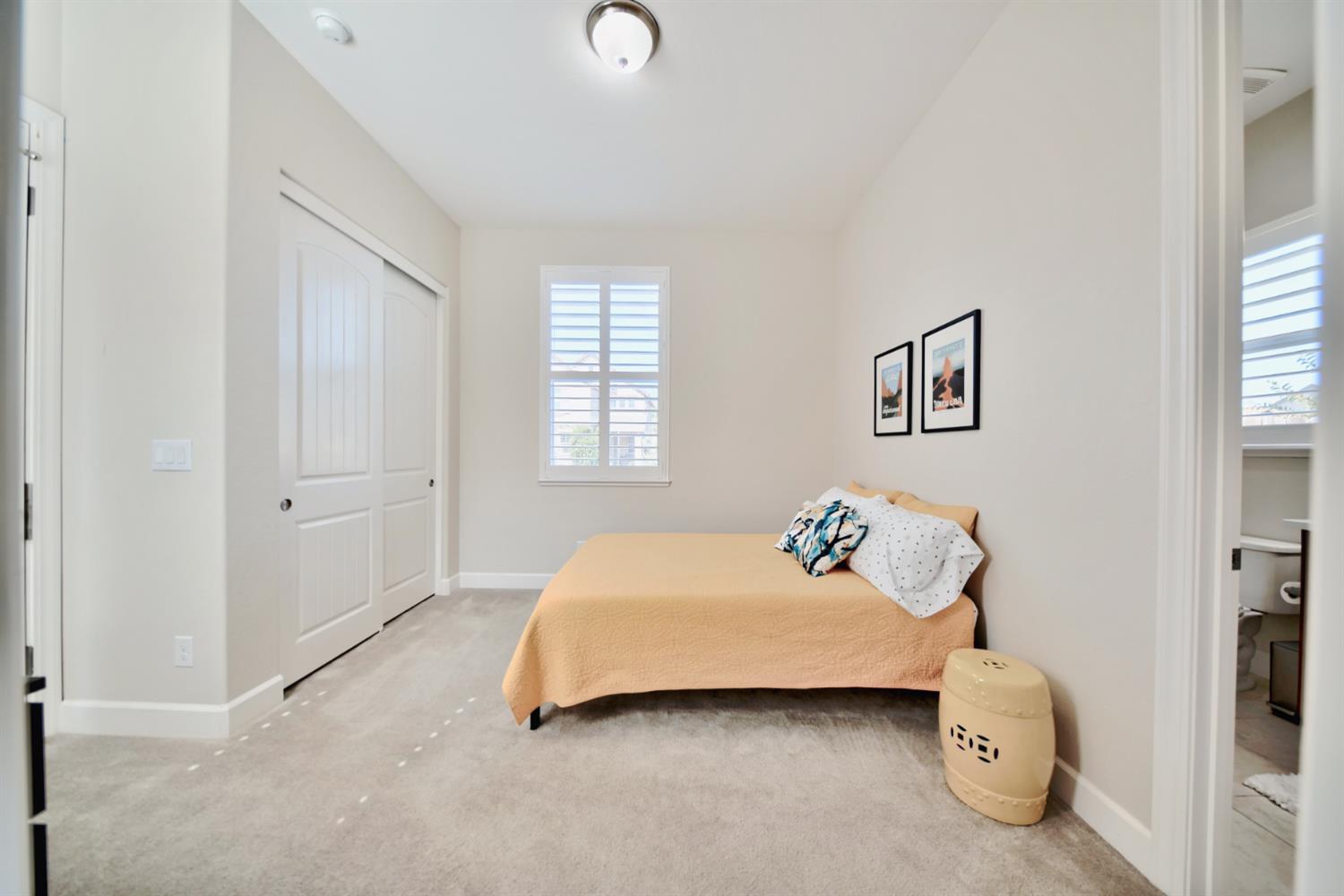 Detail Gallery Image 60 of 75 For 1980 Carogold Ln, Manteca,  CA 95337 - 4 Beds | 3/1 Baths