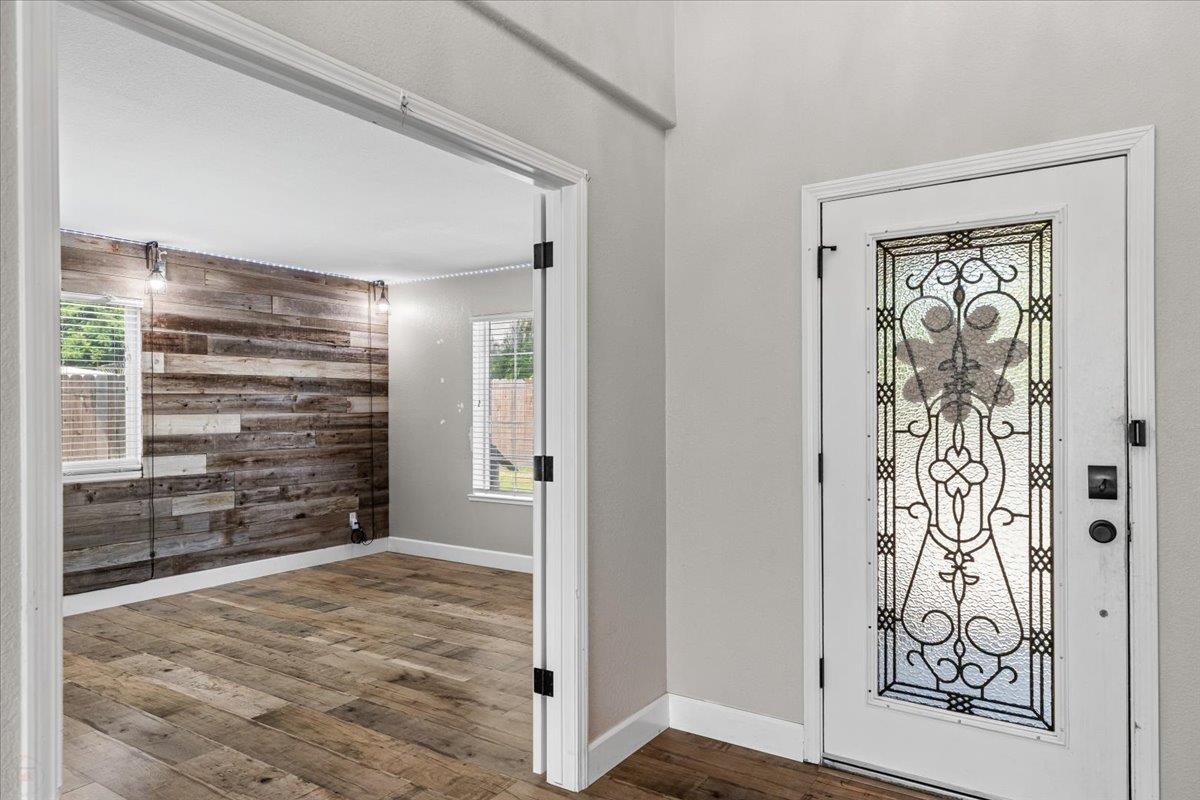 Detail Gallery Image 12 of 93 For 1714 Melissa Dr, Ripon,  CA 95366 - 5 Beds | 3 Baths