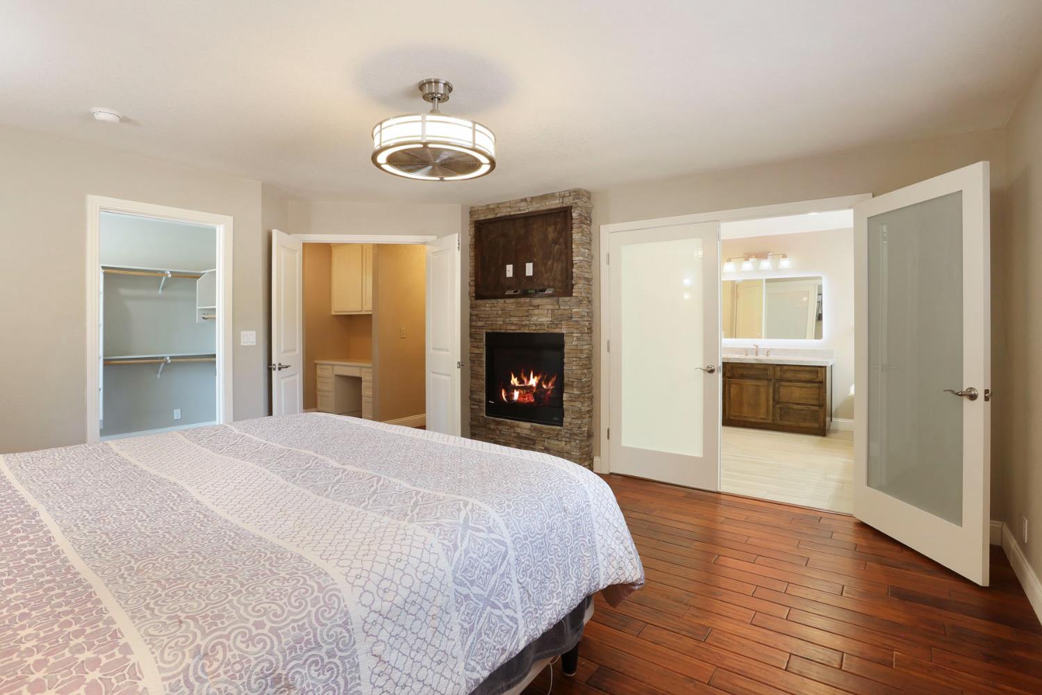 Detail Gallery Image 43 of 97 For 1717 Edgebrook Dr, Modesto,  CA 95354 - 4 Beds | 3/1 Baths