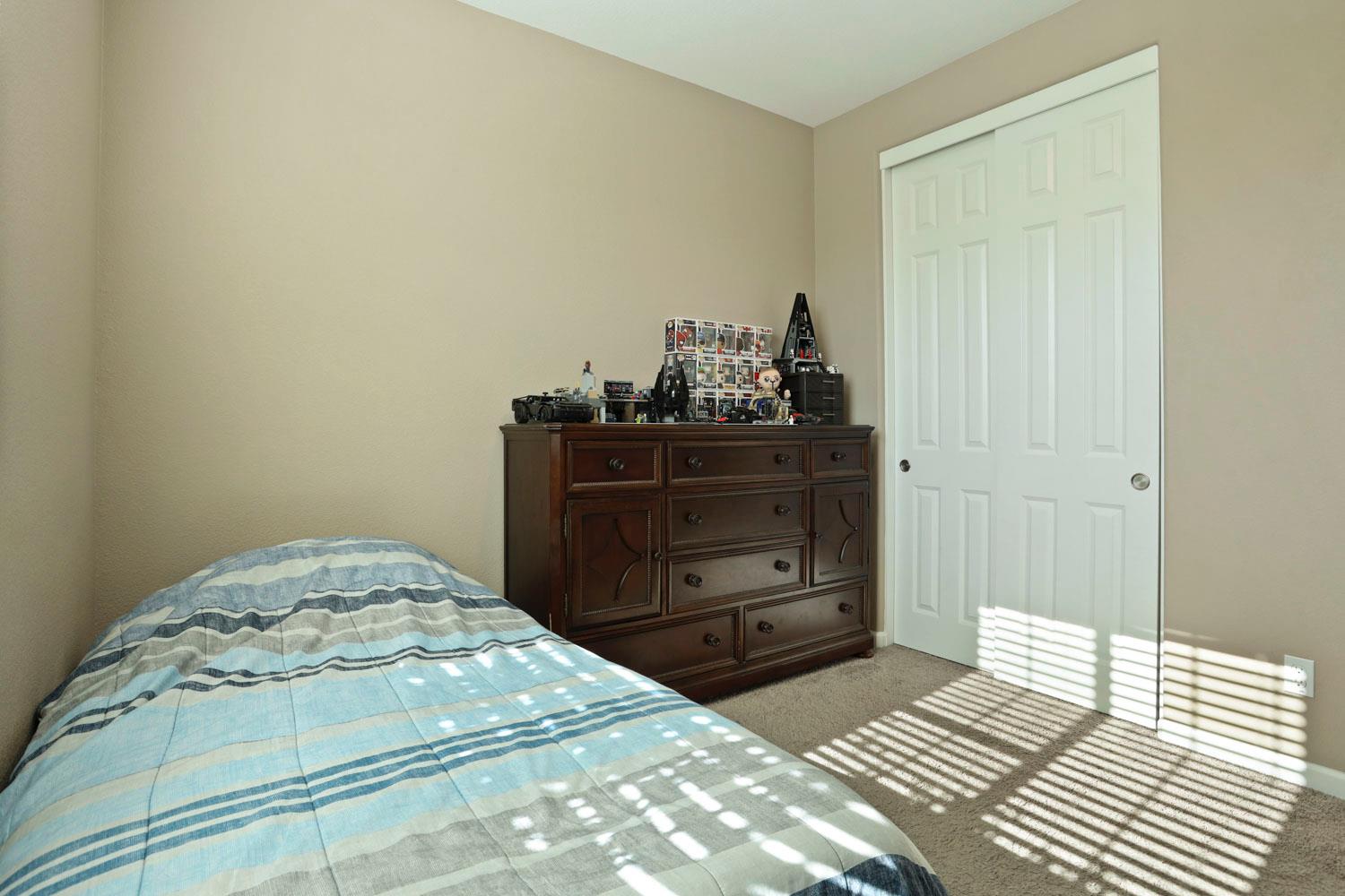 Detail Gallery Image 31 of 37 For 2195 Marina Dr, Lathrop,  CA 95330 - 4 Beds | 2 Baths