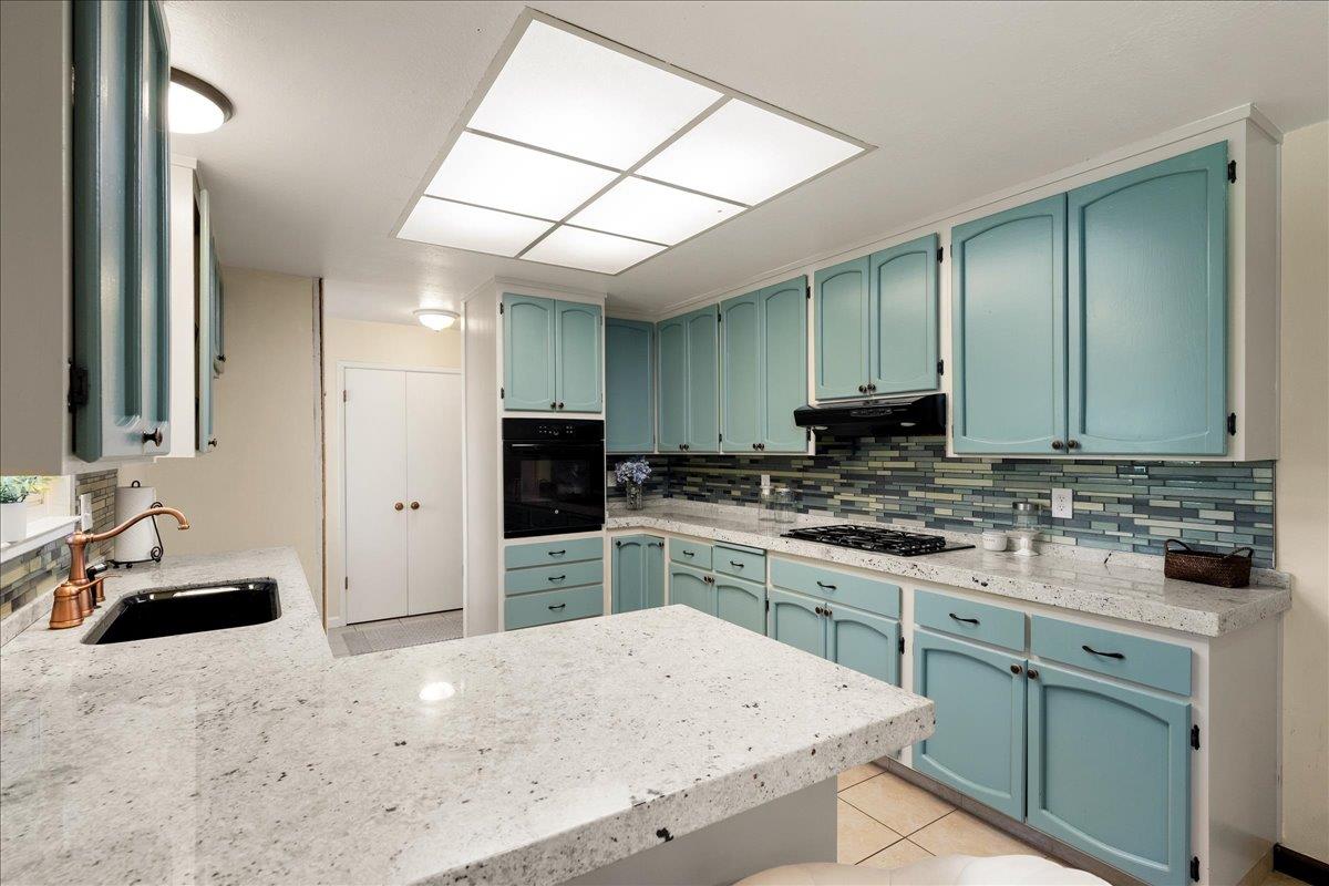 Detail Gallery Image 3 of 78 For 3010 Evergreen Ct, Georgetown,  CA 95634 - 3 Beds | 2 Baths