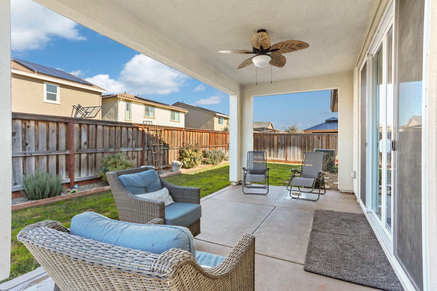 Detail Gallery Image 6 of 37 For 2195 Marina Dr, Lathrop,  CA 95330 - 4 Beds | 2 Baths