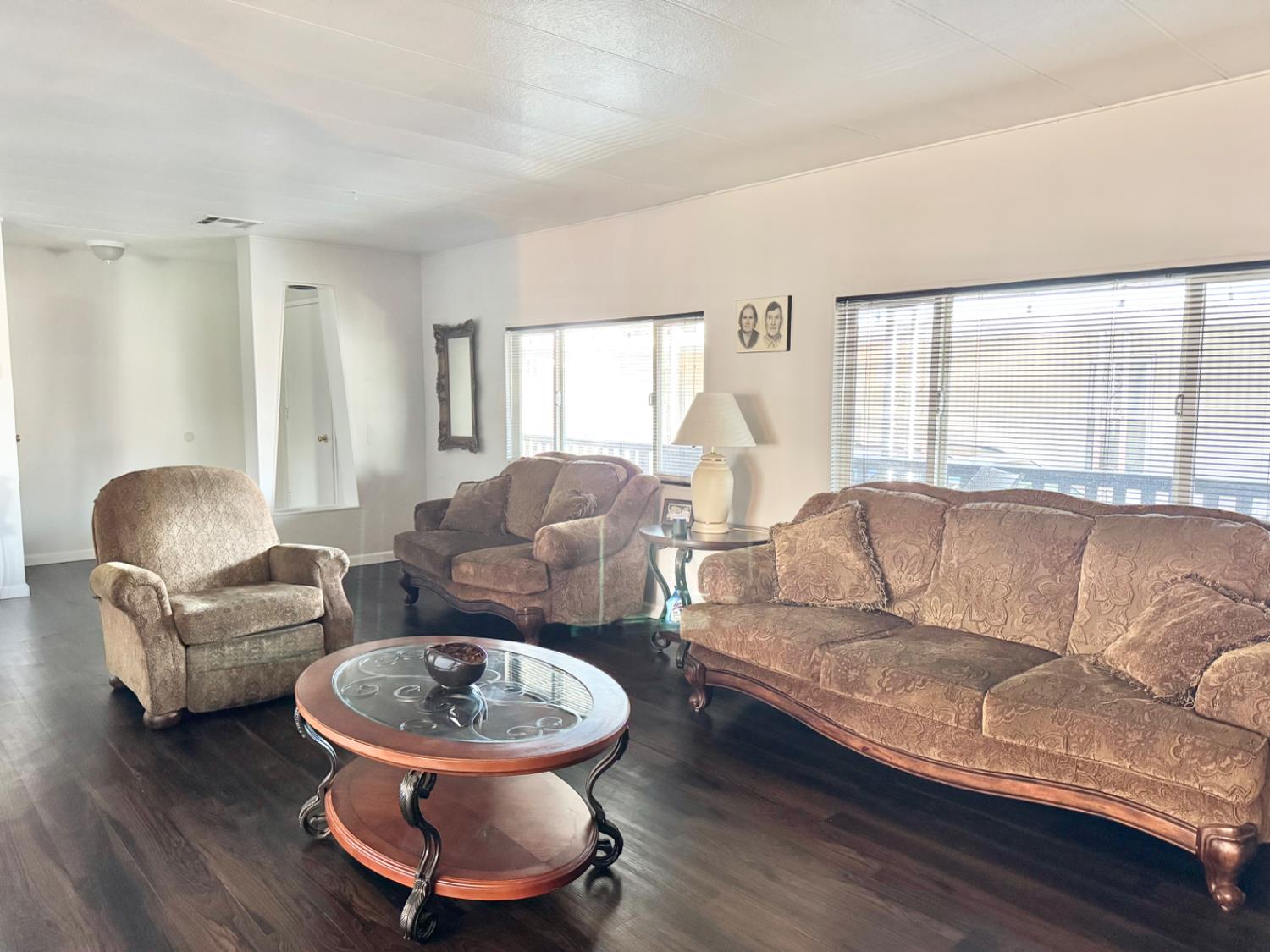 Detail Gallery Image 5 of 18 For 2621 Prescott Rd 242, Modesto,  CA 95350 - 3 Beds | 2 Baths