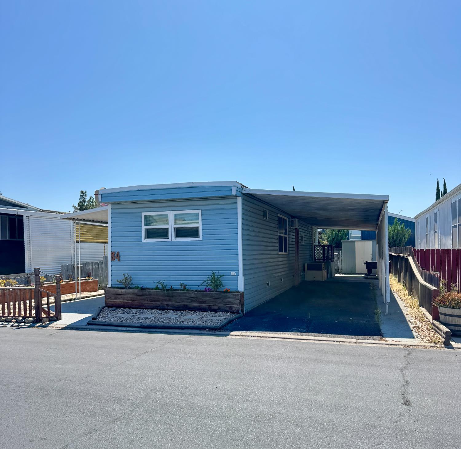 Detail Gallery Image 4 of 21 For 1830 E Yosemite Ave #84, Manteca,  CA 95336 - 2 Beds | 1/1 Baths
