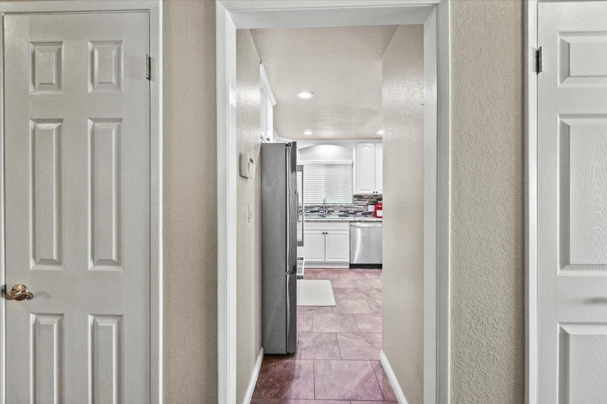 Detail Gallery Image 28 of 59 For 1109 Valeriewood Way, Modesto,  CA 95355 - 3 Beds | 2 Baths
