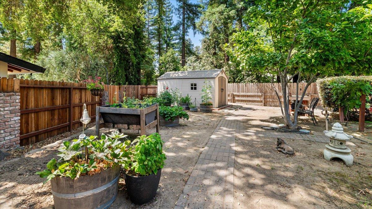 Detail Gallery Image 74 of 92 For 1545 Thunderbird Dr, Modesto,  CA 95356 - 5 Beds | 4 Baths