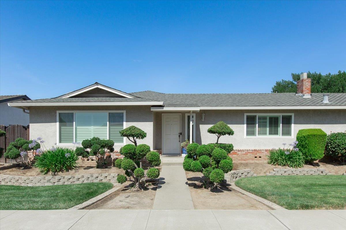 Detail Gallery Image 8 of 59 For 1109 Valeriewood Way, Modesto,  CA 95355 - 3 Beds | 2 Baths