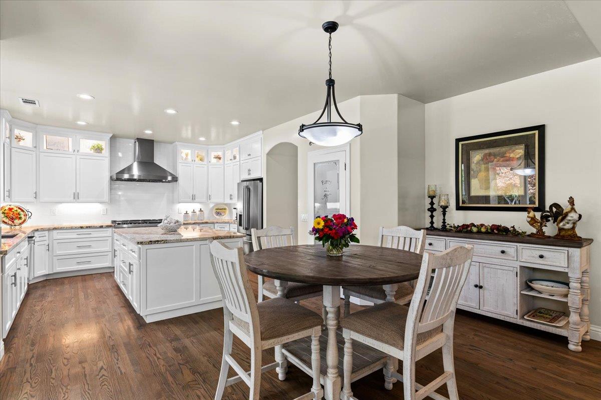 Detail Gallery Image 19 of 92 For 1545 Thunderbird Dr, Modesto,  CA 95356 - 5 Beds | 4 Baths