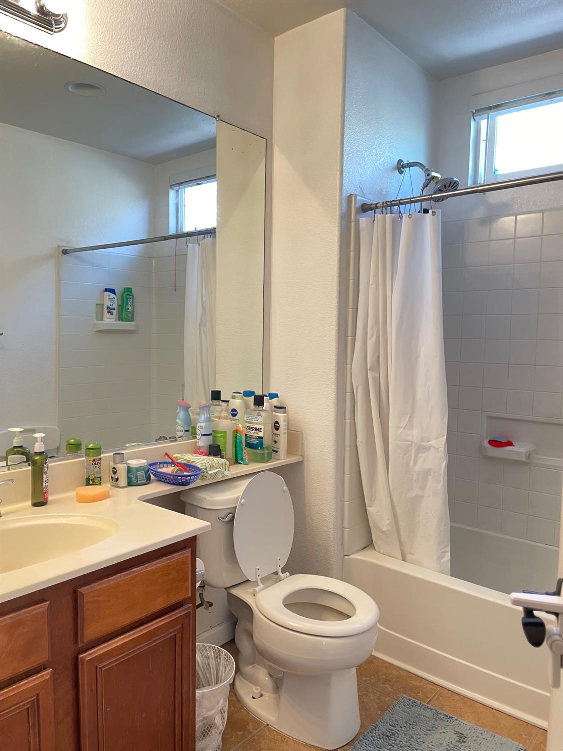 Detail Gallery Image 7 of 29 For 7743 Addison Way, Sacramento,  CA 95822 - 4 Beds | 3 Baths