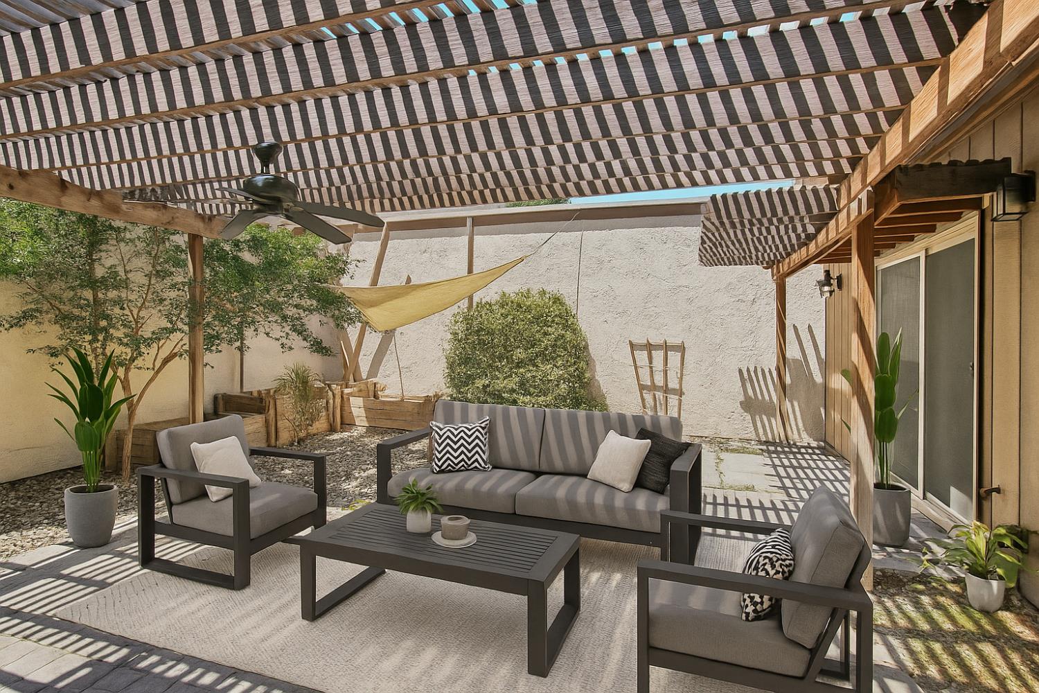Detail Gallery Image 26 of 33 For 1821 Laurel Oak Dr, Modesto,  CA 95354 - 2 Beds | 2 Baths
