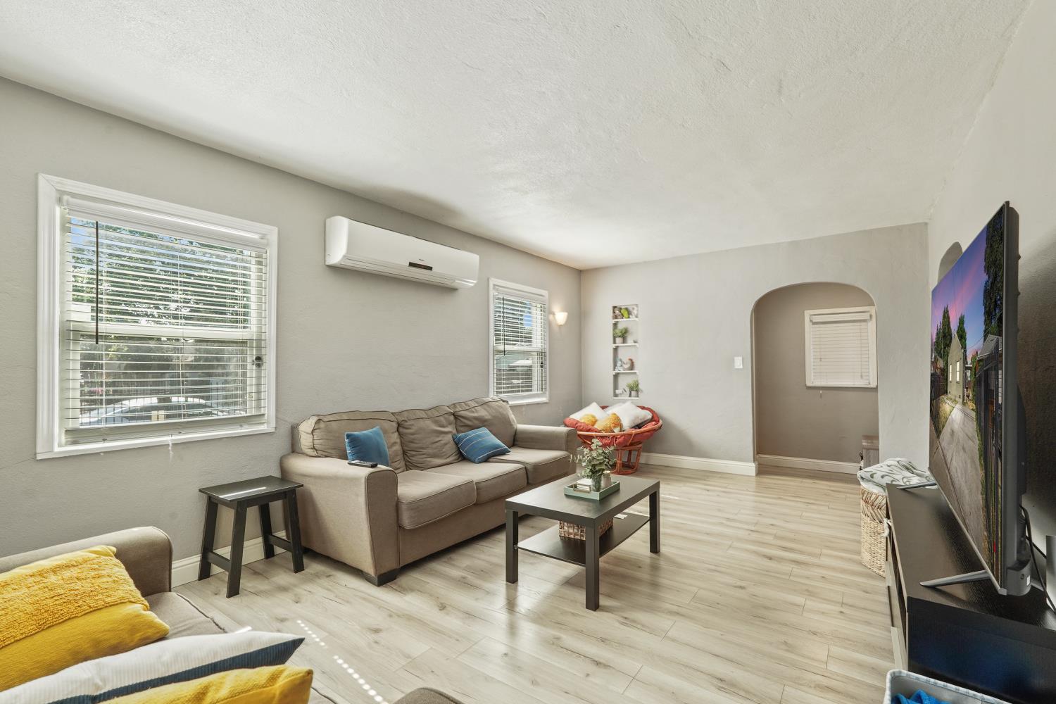 Detail Gallery Image 5 of 20 For 3321 Belden St, Sacramento,  CA 95838 - 2 Beds | 1 Baths