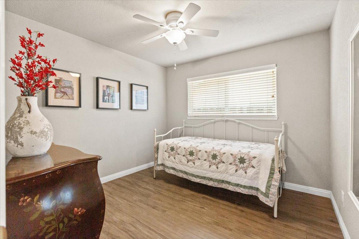 Detail Gallery Image 30 of 59 For 1109 Valeriewood Way, Modesto,  CA 95355 - 3 Beds | 2 Baths
