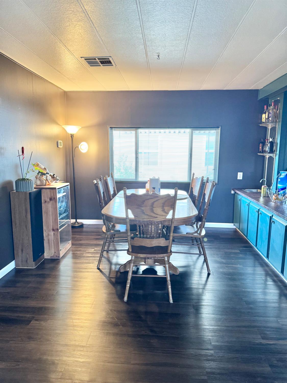 Detail Gallery Image 8 of 18 For 2621 Prescott Rd 242, Modesto,  CA 95350 - 3 Beds | 2 Baths