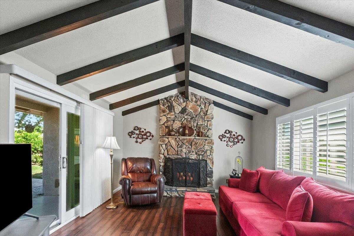 Detail Gallery Image 14 of 59 For 1109 Valeriewood Way, Modesto,  CA 95355 - 3 Beds | 2 Baths