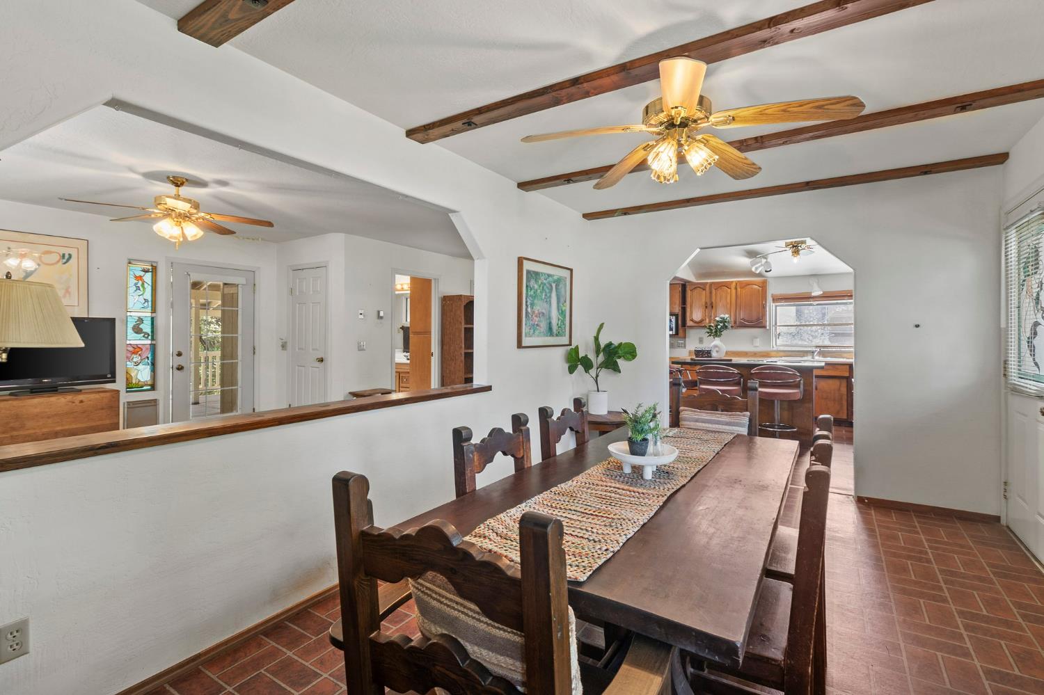 Detail Gallery Image 9 of 41 For 1786 Circle Dr, Isleton,  CA 95641 - 2 Beds | 2/1 Baths