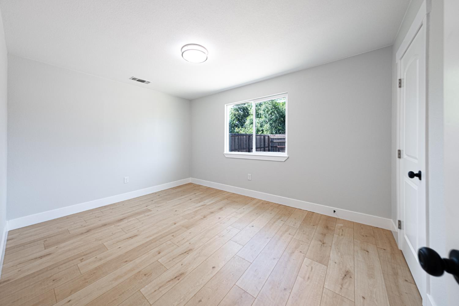 Detail Gallery Image 17 of 23 For 8931 Alderson Ave, Sacramento,  CA 95826 - 3 Beds | 1/1 Baths