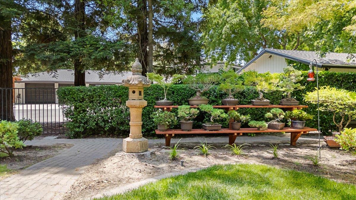 Detail Gallery Image 70 of 92 For 1545 Thunderbird Dr, Modesto,  CA 95356 - 5 Beds | 4 Baths