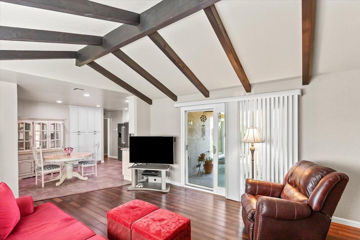 Detail Gallery Image 16 of 59 For 1109 Valeriewood Way, Modesto,  CA 95355 - 3 Beds | 2 Baths