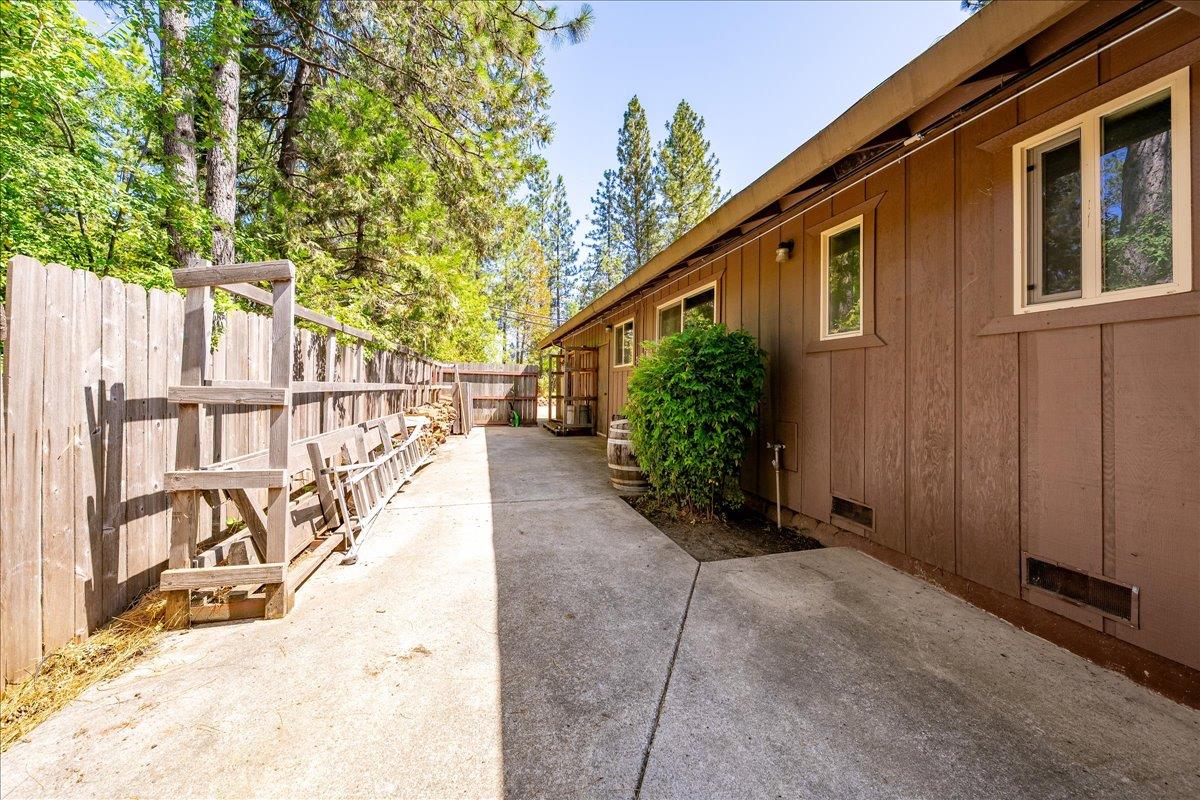 Detail Gallery Image 17 of 78 For 3010 Evergreen Ct, Georgetown,  CA 95634 - 3 Beds | 2 Baths