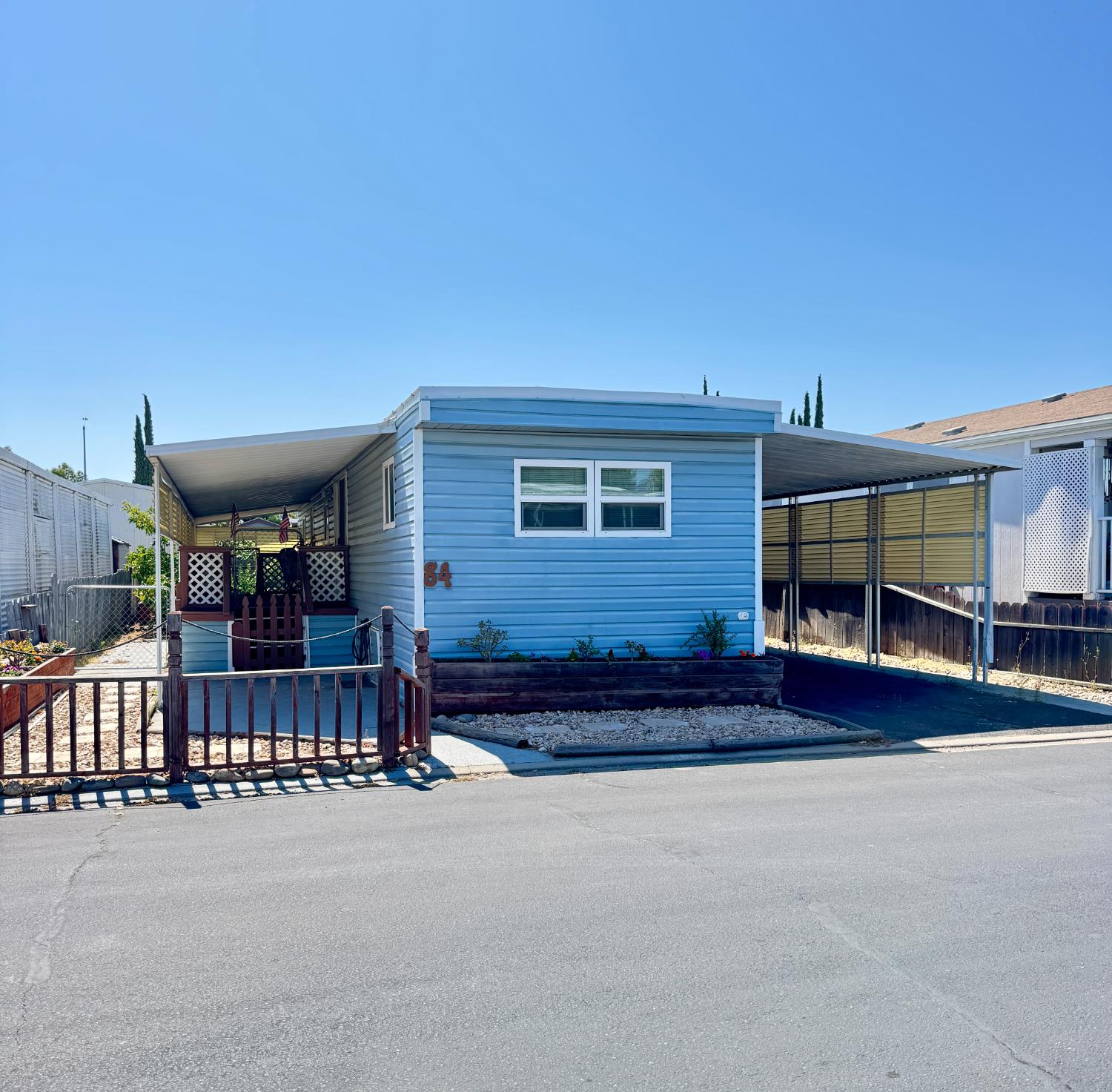 Detail Gallery Image 3 of 21 For 1830 E Yosemite Ave #84, Manteca,  CA 95336 - 2 Beds | 1/1 Baths