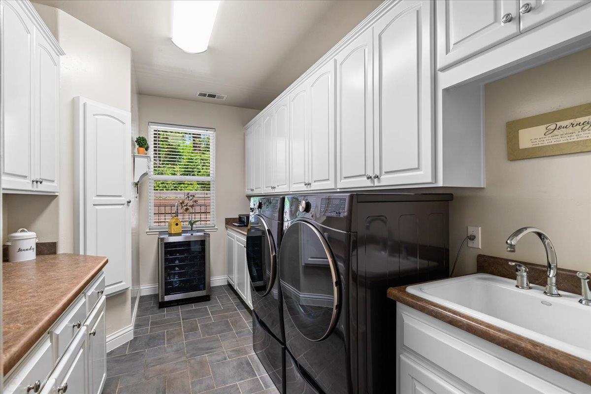 Detail Gallery Image 46 of 92 For 1545 Thunderbird Dr, Modesto,  CA 95356 - 5 Beds | 4 Baths